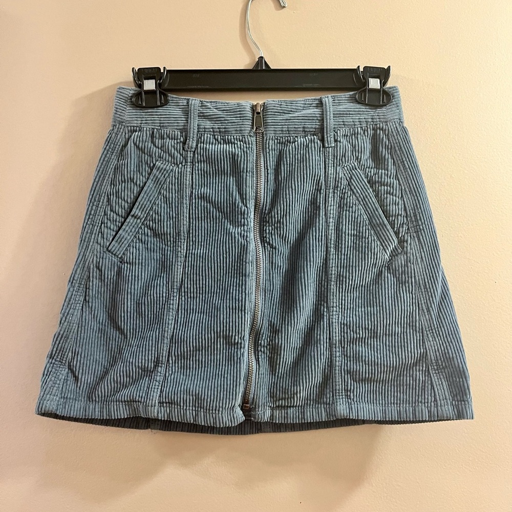 American Eagle Light Blue Corduroy Mini Skirt Size 00